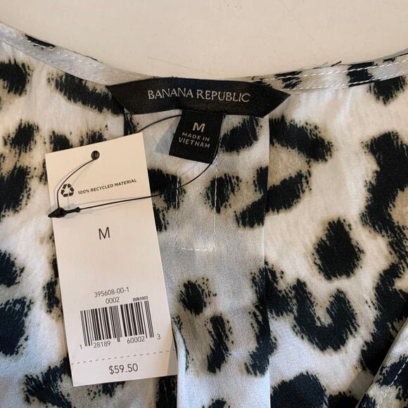 Banana Republic Top Womens M Medium Multi Short Sleeve Inverted V Neck Snow Day - Picture 7 of 11